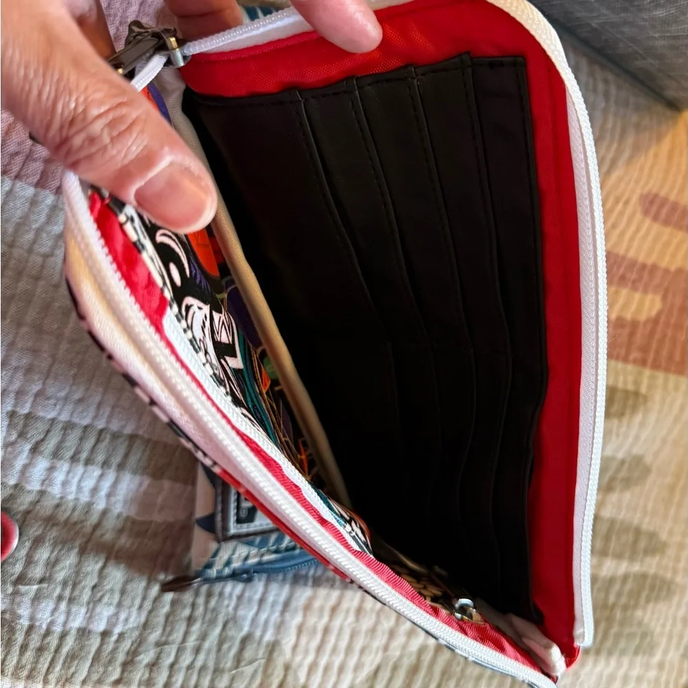 Kavu Clutch Wallet- New